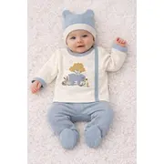 Set 0-3 luni bumbac 3 piese, bluza petrecuta cu nasturi, pantaloni cu botosei si caciulita trpb0058-cp1
