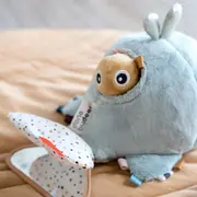 Jucarie educativa HideSeek Done by Deer din plus Wally Blue