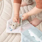 Jucarie senzoriala carticica de plus  casa lui Lalee Done by Deer Lalee Sand