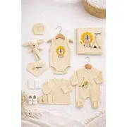 Set nou nascut baieti 10 piese bumbac organic si jucarioara trpb0110