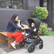 Joie - carucior pentru copii multifunctional 3 in 1 chrome dlx toffee (carucior chrome dlx + landou toffee + scoica i-snug toffee) bbbt1201gbtof000