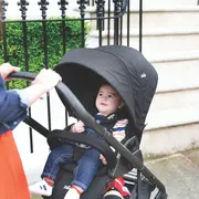 Joie - carucior pentru copii multifunctional 3 in 1 chrome dlx toffee (carucior chrome dlx + landou toffee + scoica i-snug toffee) bbbt1201gbtof000