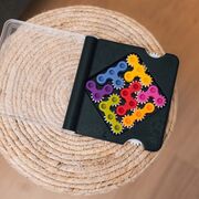 Smart games - iq gears, joc de logica cu 120 de provocari, 7+ ani, editie lb. romana - okesg307ro