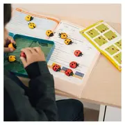 Smart games - logibugs, joc de logica cu 48 de provocari, 6+ ani, editie internationala - okesgt2004