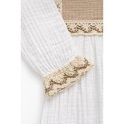 Rochita bebe fetita alba eleganta cu guler clasic dantela si design vintage premium trpb0214