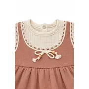 Rochita bebe fetita eleganta cu maneci lungi dantela si design vintage caramiziu trpb0213