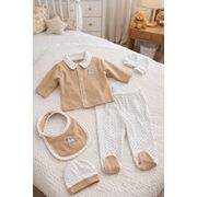 Set nou nascut baiat 5 piese bumbac bej alb elegant bluza pantaloni caciulita baveta trpb0204