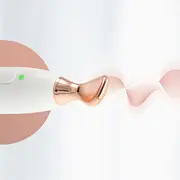 Aparat de masaj sonic Vitammy Liva, pentru ingrijirea zonei ochilor si buzelor, 13.000 vibratii sonice min, 2 moduri de operare, cablu mini USB BITVitammyLiva