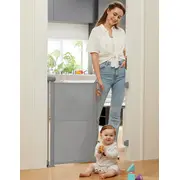 Poarta retractabila bebelusi Momcozy 140 cm Grey