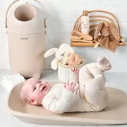 Cos pentru scutece, Nattou, Dropy, Sistem etans impotriva mirosurilor, Compatibil cu saci universali, Operare cu o mana, Potrivit pentru cca 25 scutece, 27 &times; 27 &times; 48.5 cm, 20 l, Bej BYN150019
