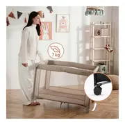 Patut pliant, Lionelo, Amelie, Cu intrare laterala, 100.5&times;70.5 cm, Include salteluta, roti, geanta pentru transport, Constructie usoara- 7 kg, Cadru stabil din otel, Negru BYNLO-AMELIE_BLACK_CARBON