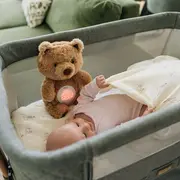 Jucarie multifuncionala, Cu proiector muzical, Free2Play, Din plus, Cu 7 modele de proiectie, Cu sunete si melodii, Bear BYN86557