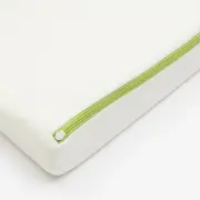 Perna, New Baby, Inclinata, Cu husa detasabila cu Aloe Vera, Din spuma poliuretanica, 38x30 cm, Inaltime 7 cm, 0 luni+, Alb BYN53081