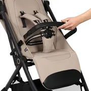 Carucior sport, Lionelo, Tansi, Pliere automata, Ultracompact, Manevrare cu o mana, Roti cu tehnologie GravelTech, Spatar si suport picioare reglabile, 6-48 luni, Sustine 22 kg, Bej BYNLO-TANSI_BEIGE_SAND