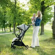 Carucior sport, Petite&Mars, Flip, Pliere compacta cu o mana, Spatar reglabil pana la pozitie de somn, Suport picioare reglabil, Copertina extensibila cu protectie UPF50+, Pana la 22 kg, 0 luni+, Verde Matcha BYN670734