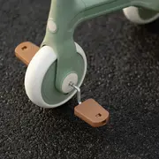 Bicicleta/tricicleta, Petite&Mars, 3 in 1, Multifunctionala, Cu/fara pedale, Ghidon directionabil, Sa reglabila pe inaltime, 2.3 kg, Pana la 25 kg, 12-36 luni, Verde BYN614877