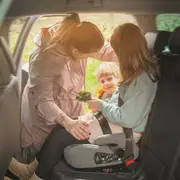 Inaltator auto, Petite&Mars, Optimus Pro, I-size, 125- 150 cm, 22-36 kg, Cu isofix, Forma ergonomica, Husa detasabila, Negru BYN647495