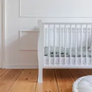 Patut Din Lemn Masiv, Transformabil Pentru Bebe Si Junior, Noble Alb, 140 X 70 Cm Pjbnoble_white_140