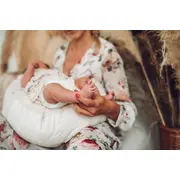 Perna Alaptare Babysteps  , Tip Rogal, Suport Ergonomic Mama  Bebelus, Velvet Premium, Sepia Rose Pjb486886