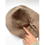 Palarie De Soare Din Muselina Babyly ,   Alb Lapte, Protectie Completa Cap-urechi-ceafa, Reglabila   0-3 Ani, Handmade Polonia Pjbc2791