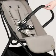 Carucior sport, Lionelo, Agia, 7.3 kg, Ultracompact, Pliere rapida cu o mana, Suport pentru biberon inclus, Sezutul lat si confortabil, 6-48 luni, Sustine 22 kg, Bej BYNLO-AGIA_BEIGE_SAND