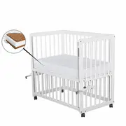 Patut co-sleeper, Qmini, Dalia, Multifunctional, 90x50 cm, Din lemn de pin, Reglabil pe orice treapta de inaltime la patul parintilor, Sistem de ancorare si roti cu frana incluse, Alb + Saltea 8 cm BYNQMDAL8CM03AL
