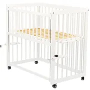 Patut co-sleeper, Qmini, Dalia, Multifunctional, 90x50 cm, Din lemn de pin, Reglabil pe orice treapta de inaltime la patul parintilor, Sistem de ancorare si roti cu frana incluse, Alb + Saltea 8 cm BYNQMDAL8CM03AL