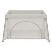 Patut multifunctional, Lionelo, Mila, 2 in 1, Saltea 4 cm cu spuma T25, 2 niveluri de inaltime, Pliere rapida, Intrare laterala, Geanta de transport inclusa, 0-36 luni, Pana la 15 kg, Bej BYNLO-MILA_BEIGE_CREAM