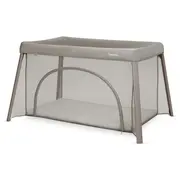 Patut multifunctional, Lionelo, Mila, 2 in 1, Saltea 4 cm cu spuma T25, 2 niveluri de inaltime, Pliere rapida, Intrare laterala, Geanta de transport inclusa, 0-36 luni, Pana la 15 kg, Bej Taupe BYNLO-MILA_BEIGE_TAUPE