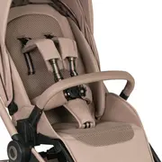 Carucior 3 in 1, Lionelo, Freya, Cu scoica ADAC, Landou si salteluta ventilate, Pliabil, Reglare spatar in 3 pozitii, Suport de picioare in 4 pozitii, Maner reglabil in 3 pozitii, Sustine 22 kg, Cu accesorii, 0 luni+, Bej BYNLO-FREYA_3IN1_BEIGE_SAND