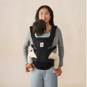 Marsupiu Alta Hip Ergobaby, 4 luni - 4 ani , 5.5-20.4 kg, Onyx Black TNABCHIPSFMONYX