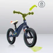 Bicicleta fara pedale, Lionelo, Bart Air, Usoara, Cu roti gonflabile, Cu cadru din magneziu, Cu ghidon si sa reglabile, Greutate 3.8 Kg, 12 inch, Conform cu standardul european de securitate EN71, Albastru BYNLOE-BART_AIR_BLUE_NAVY