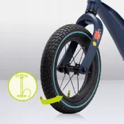 Bicicleta fara pedale, Lionelo, Bart Air, Usoara, Cu roti gonflabile, Cu cadru din magneziu, Cu ghidon si sa reglabile, Greutate 3.8 Kg, 12 inch, Conform cu standardul european de securitate EN71, Albastru BYNLOE-BART_AIR_BLUE_NAVY