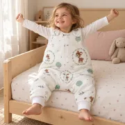 Sac De Dormit Cu Picioare Amy Poiana Cu Caprioare, Bumbac, 2.5 Tog, Marimea M (92-98cm), 68x52cm ,   Cu E Osete Integrate Pjb84757