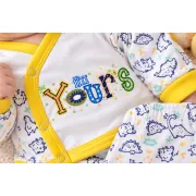 Set nou-născut băiețel 5 piese, alb cu galben, imprimeu dinozauri, bluză, pantaloni, căciuliță, bavetă și mănuși mtr32sbs-3