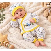 Set nou-născut băiețel 5 piese, alb cu galben, imprimeu dinozauri, bluză, pantaloni, căciuliță, bavetă și mănuși mtr32sbs-3