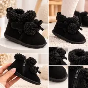 Cizme negre imblanite pentru fete superbebe shop din piele ecologica cu talpa de cauciuc si ciucurei pufosi, peste glezna, inchidere cu fermoar (3)