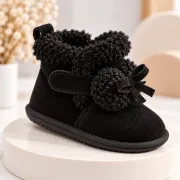 Cizme negre imblanite pentru fete superbebe shop din piele ecologica cu talpa de cauciuc si ciucurei pufosi, peste glezna, inchidere cu fermoar (3)
