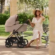 Carucior 2 in 1, Lionelo, Carmine, Parte sport si Landou anti-reflux, Salteluta ventilata, Reglare spatar, Suport de picioare, Maner reglabil, Sustine 22 kg, Cu accesorii, 0 luni+, Maro BYNLO-CARMINE_2IN1_BROWN_CHOCOLATE