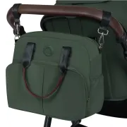 Carucior 3 in 1, Lionelo, Amber, Cadru aluminiu, Cu landou intarit si salteluta moale, Cu scoica auto testata ADAC, Reversibil, Cu accesorii, Geanta parinti, Pana la 22 kg, Verde BYNLO-AMBER_3IN1_GREEN_FOREST