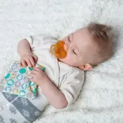 Suzeta ortodontica monobloc din latex organic 0-6 luni Grunspecht 670-00