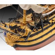 REVELL Gift Set "Battle of Trafalgar" VRNRV5767