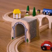 Tunel din lemn