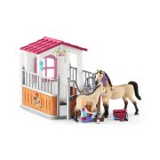 SCHLEICH Boxa de cai, cu cai arabi si ingrijitor - VRNSL42369
