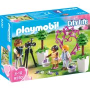 Copii Cu Flori Si Fotograf - ARTPM9230