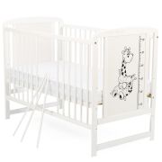 BabyNeeds - Patut din lemn Timmi Girafa 120x60 cm, Alb + Saltea 8 cm BYNBOTIMG8CM01AL