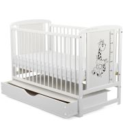 BabyNeeds - Patut din lemn Timmi Girafa 120x60 cm, cu sertar, Alb + Saltea 10 cm BYNBOTIMG10CM02AL