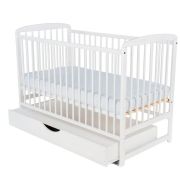 BabyNeeds - Patut din lemn Ola 120x60 cm, cu sertar, Alb + Saltea 12 cm BYNBOOLA12CM02AL