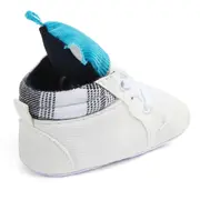 Adidasi bebelusi albi - Ursulet (Marime Disponibila: 6-9 luni) - IRD0767-1-p2.6-9 luni