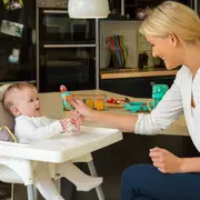 Dispozitiv de hranire din silicon Clevamama SUPclvm_3005